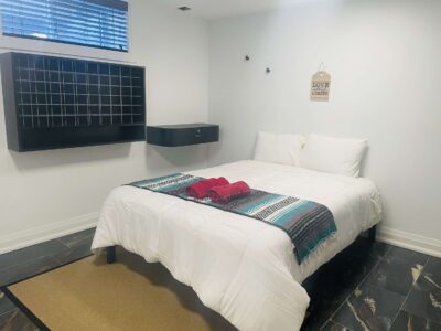 B02-Deluxe Beauty Queen Room