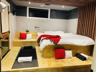 B01-Deluxe Tatami Room
