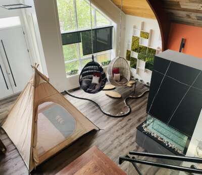 4 Indoor Domes by the Main Floor Garden - Image 2