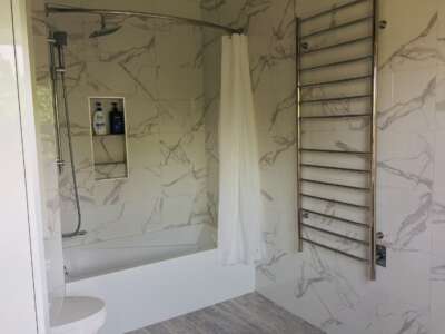 2nd Master Suite with Private Balcony - Image 10