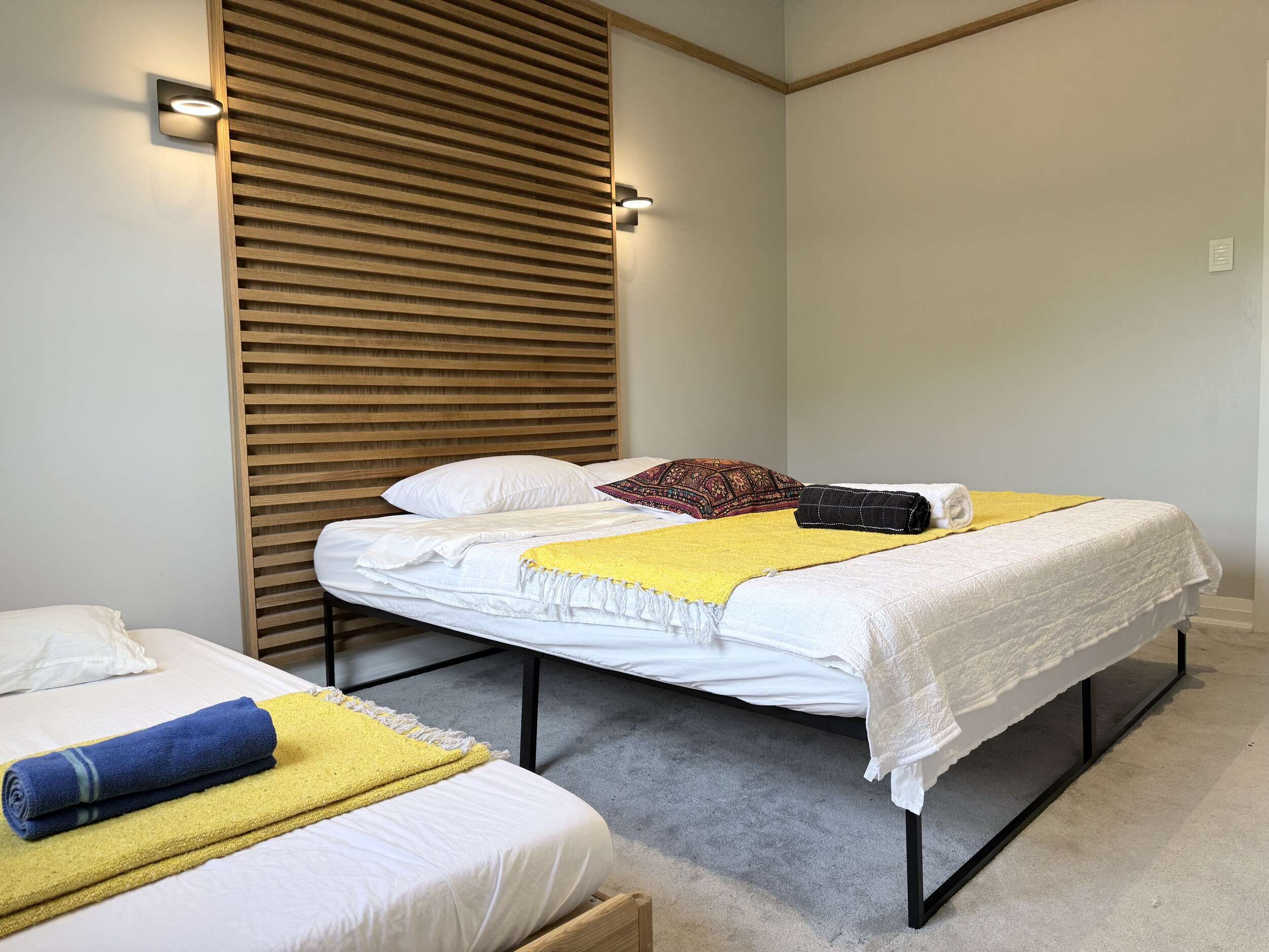 211-Premier King Room - Image 2