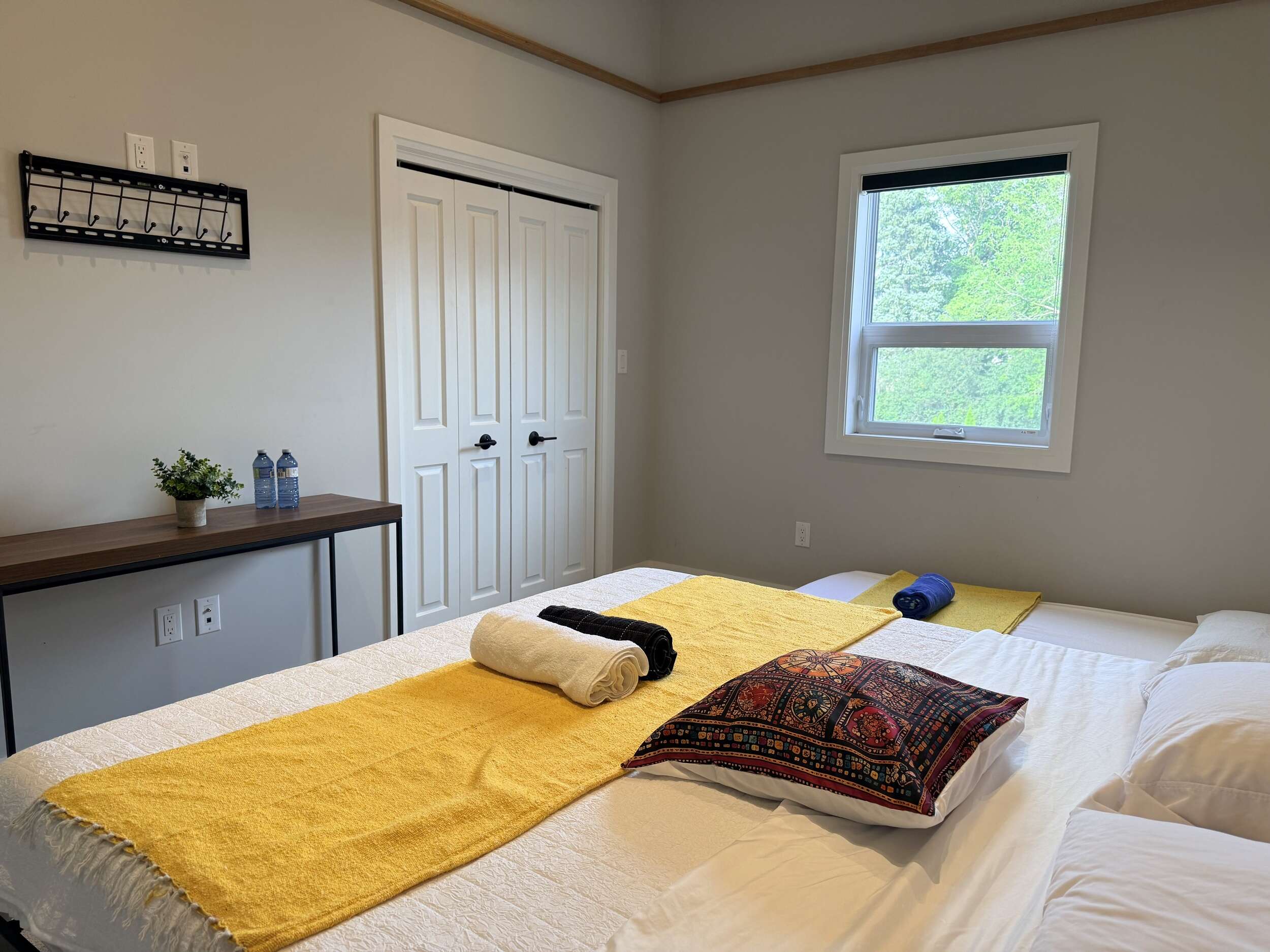 211-Premier King Room - Image 3