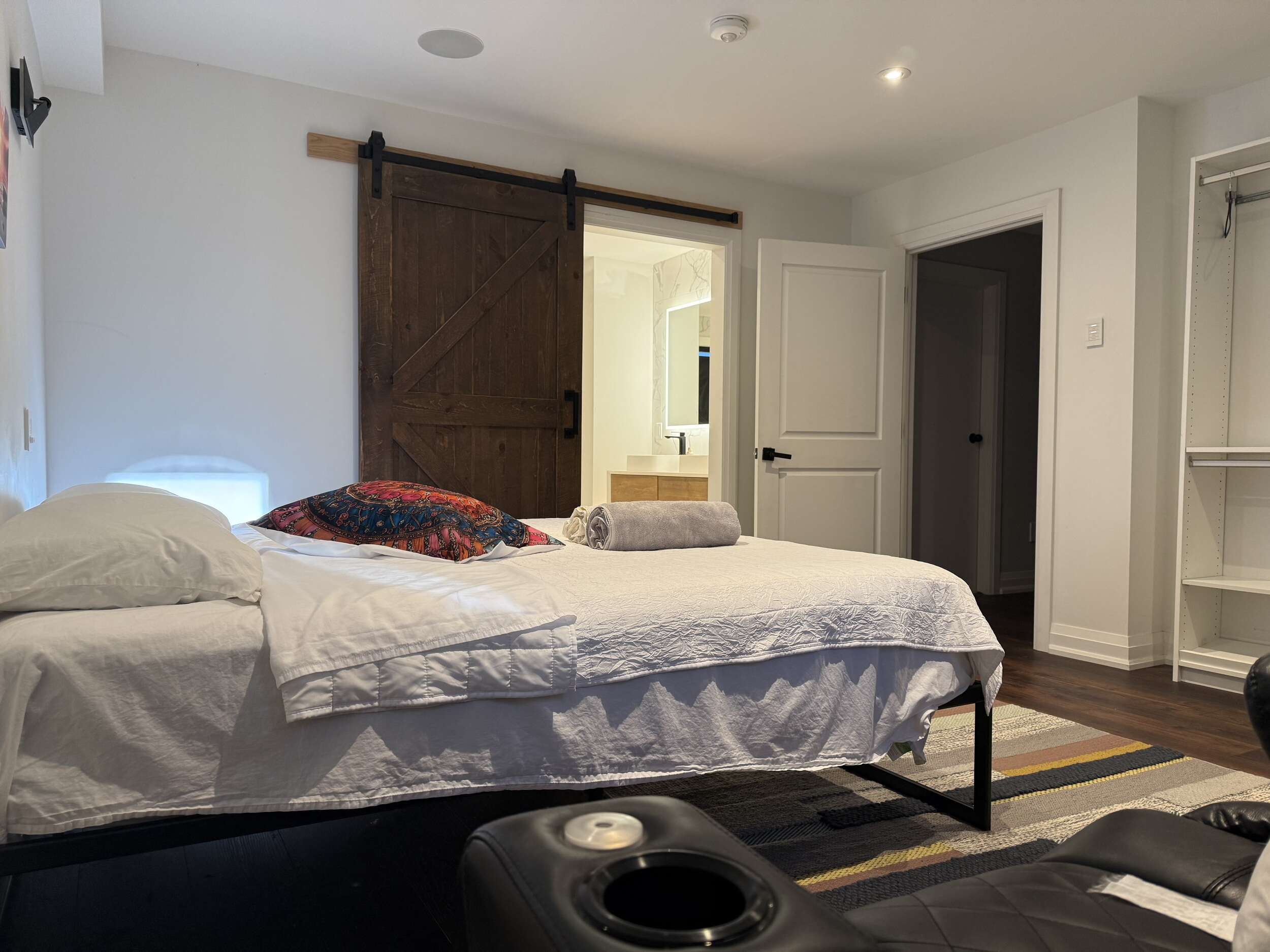 110-Right Discrimination Master Suite with Spa Bath - Image 6